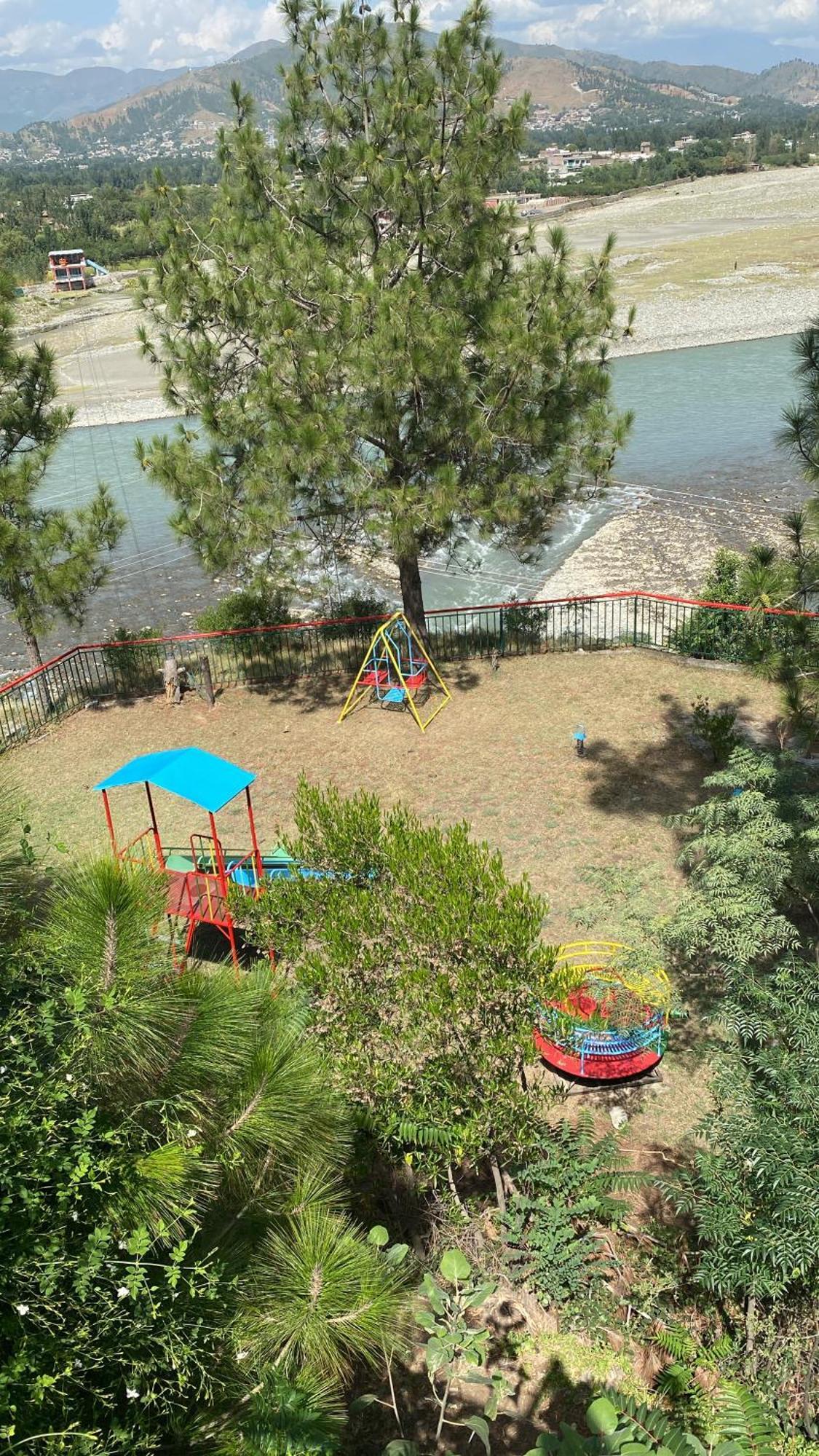 Rock City Resort Mingora Exterior foto