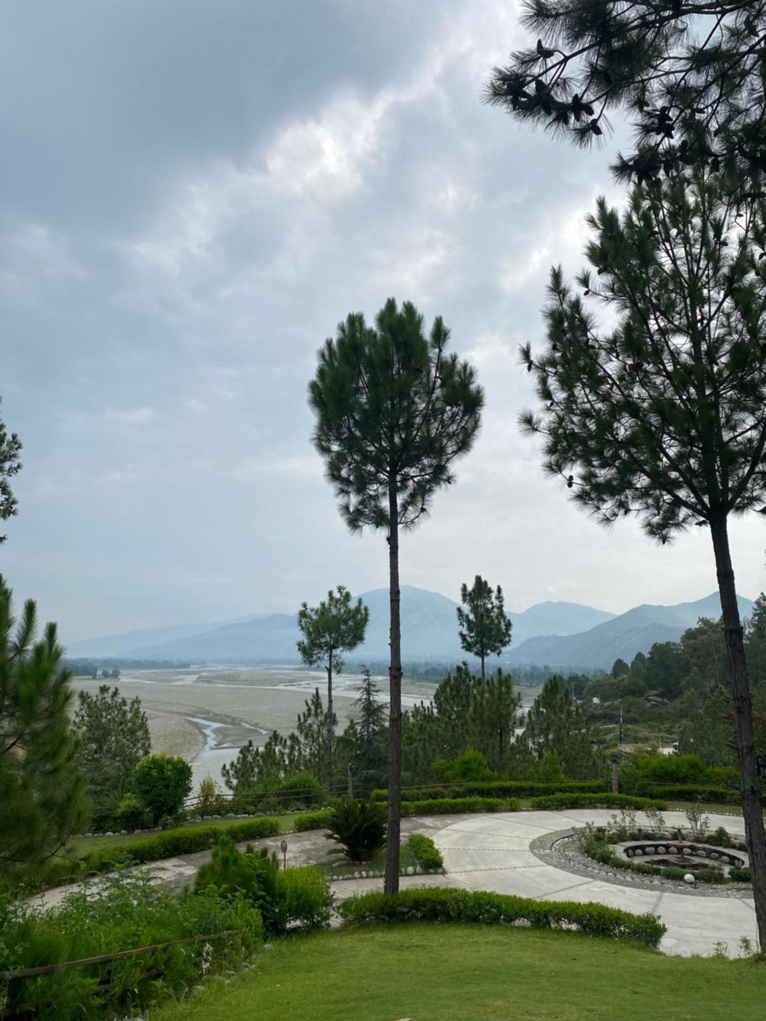 Rock City Resort Mingora Exterior foto