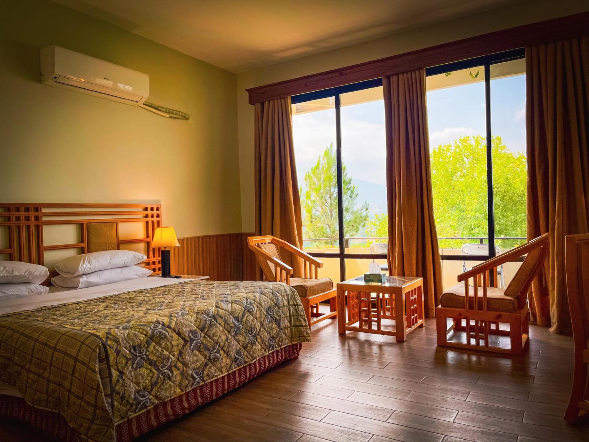 Rock City Resort Mingora Exterior foto