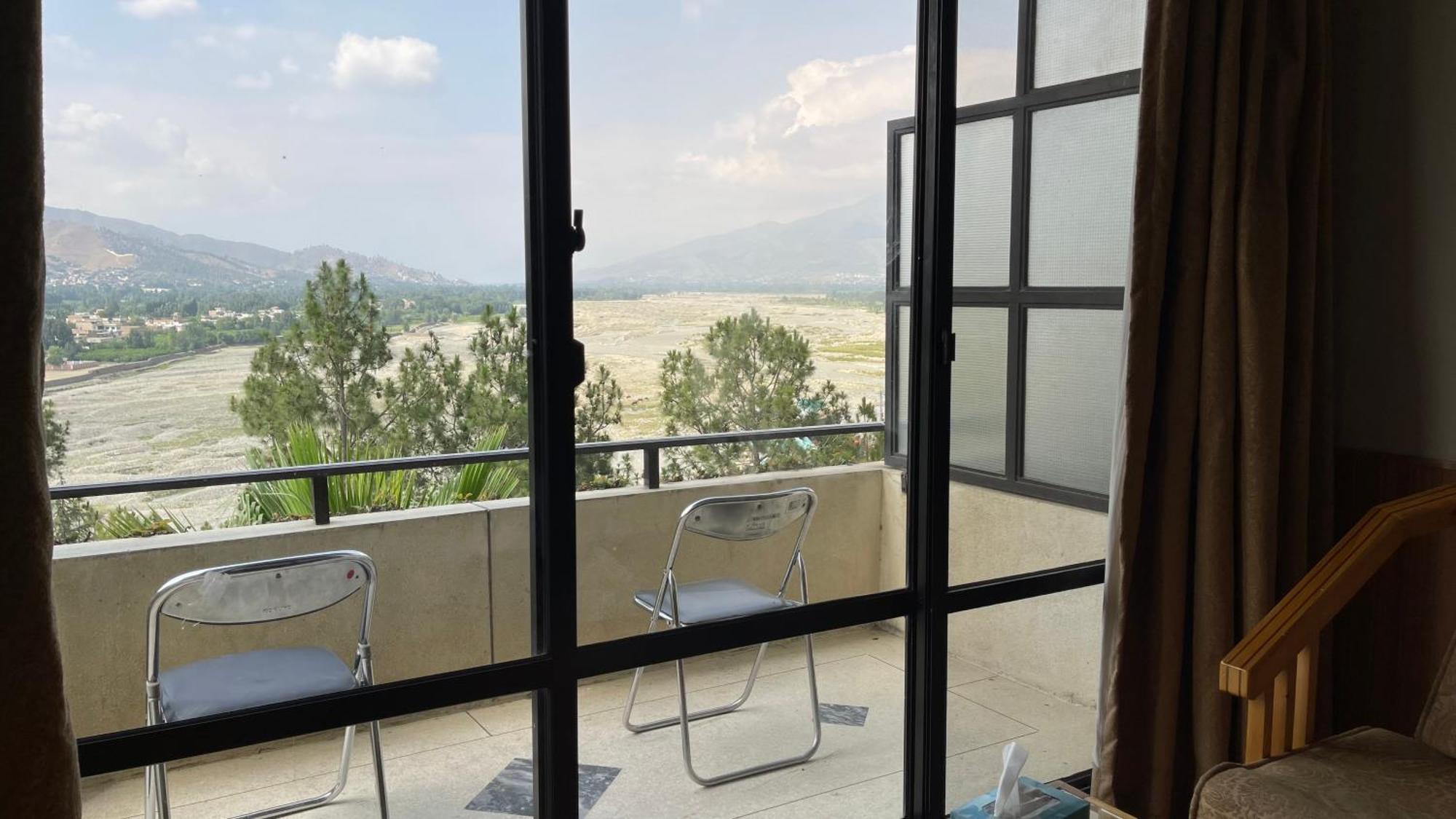 Rock City Resort Mingora Exterior foto