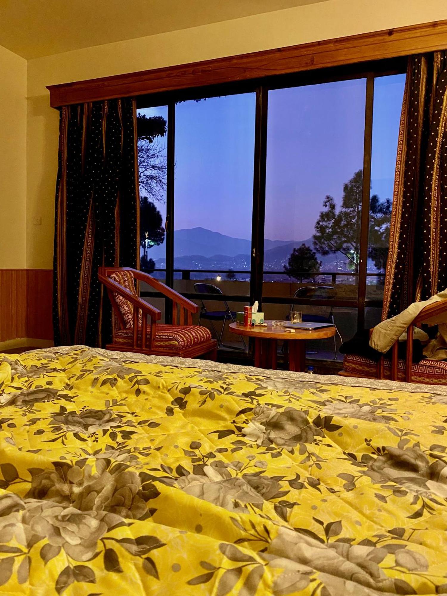 Rock City Resort Mingora Exterior foto