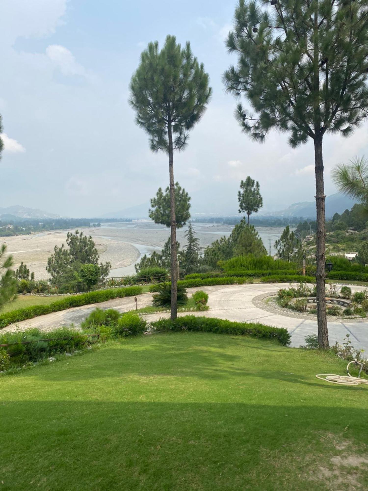 Rock City Resort Mingora Exterior foto