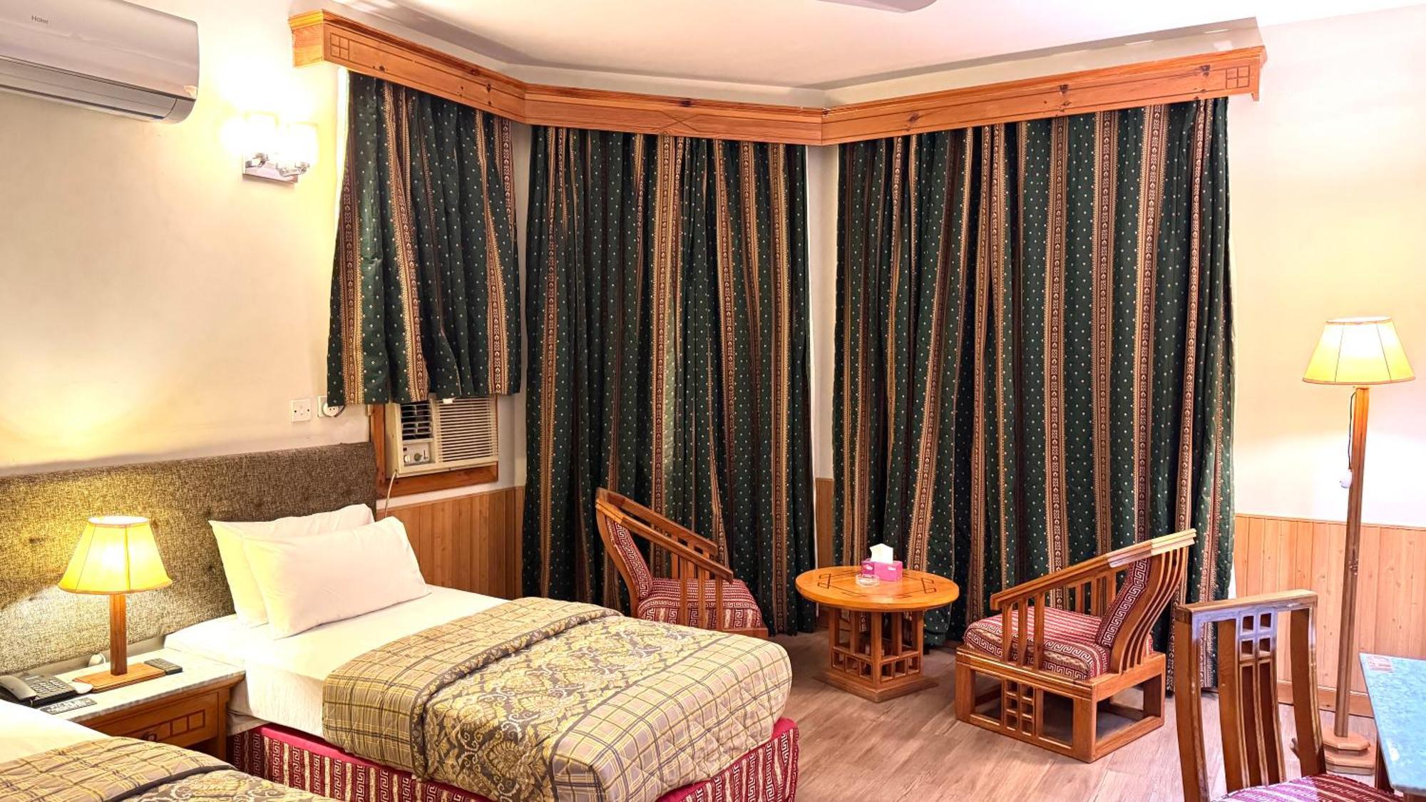 Rock City Resort Mingora Exterior foto